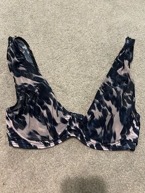ASOS DESIGN Mesh Overlay Underwire Bikini Top in Smudge Animal Print